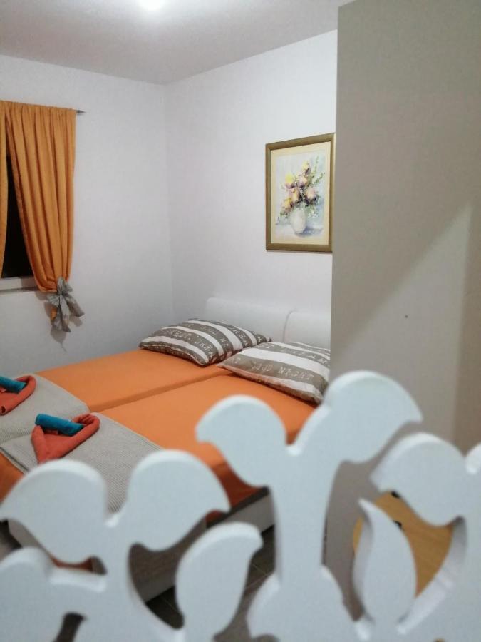 Apartman Radic 트로기르 외부 사진